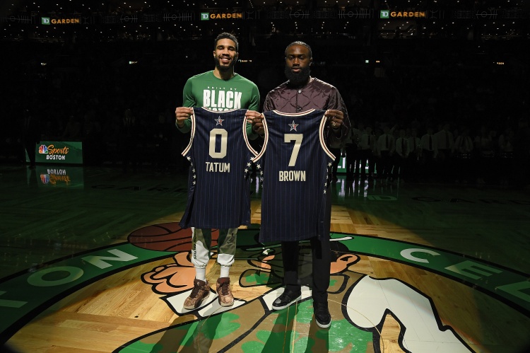 霍福德：当防守强度上来时 双探花必须快速找到其他方法破局