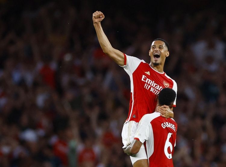 费迪南德：萨利巴和加布里埃尔完美互补，他们不会只想着自己