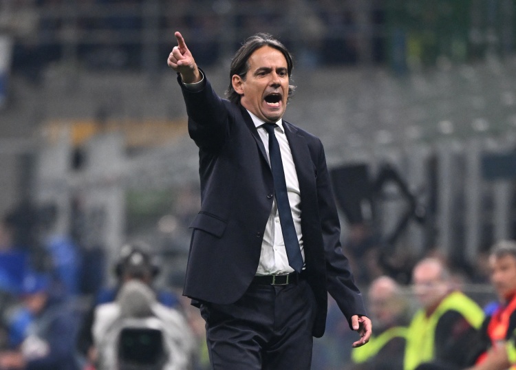 小因扎吉:很高兴在轮换7、8人后踢出这样的比赛,但道路依然漫长