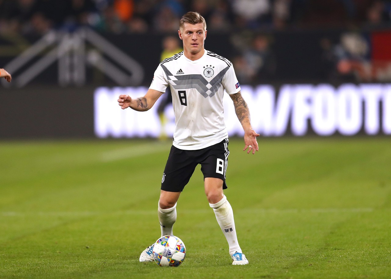 哈曼谈克罗斯回国家队:现代足球需要速度,不能真在中场放仨老将