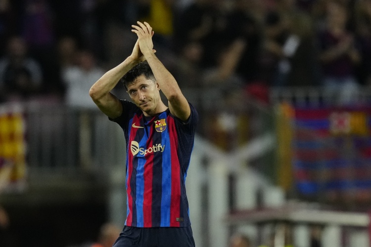 莱万:现在的巴萨很有潜力,队内年轻球员们越来越出色