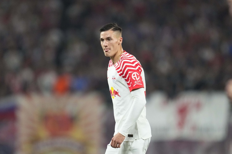 GMS:枪手蓝军曼联有意莱比锡前锋塞斯科,今夏解约金4300万镑