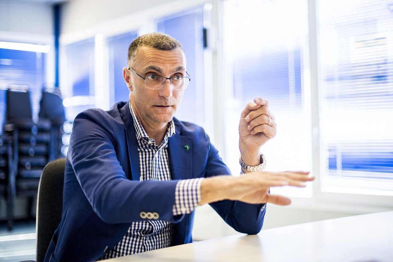 贝尔戈米:国米今夏需要引进一名速度快的后卫和一名年轻前锋